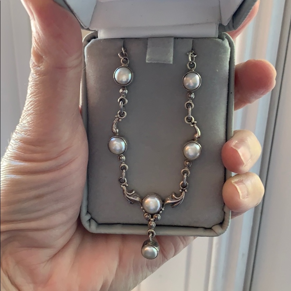 925 Silver and Freshwater Pearl necklace